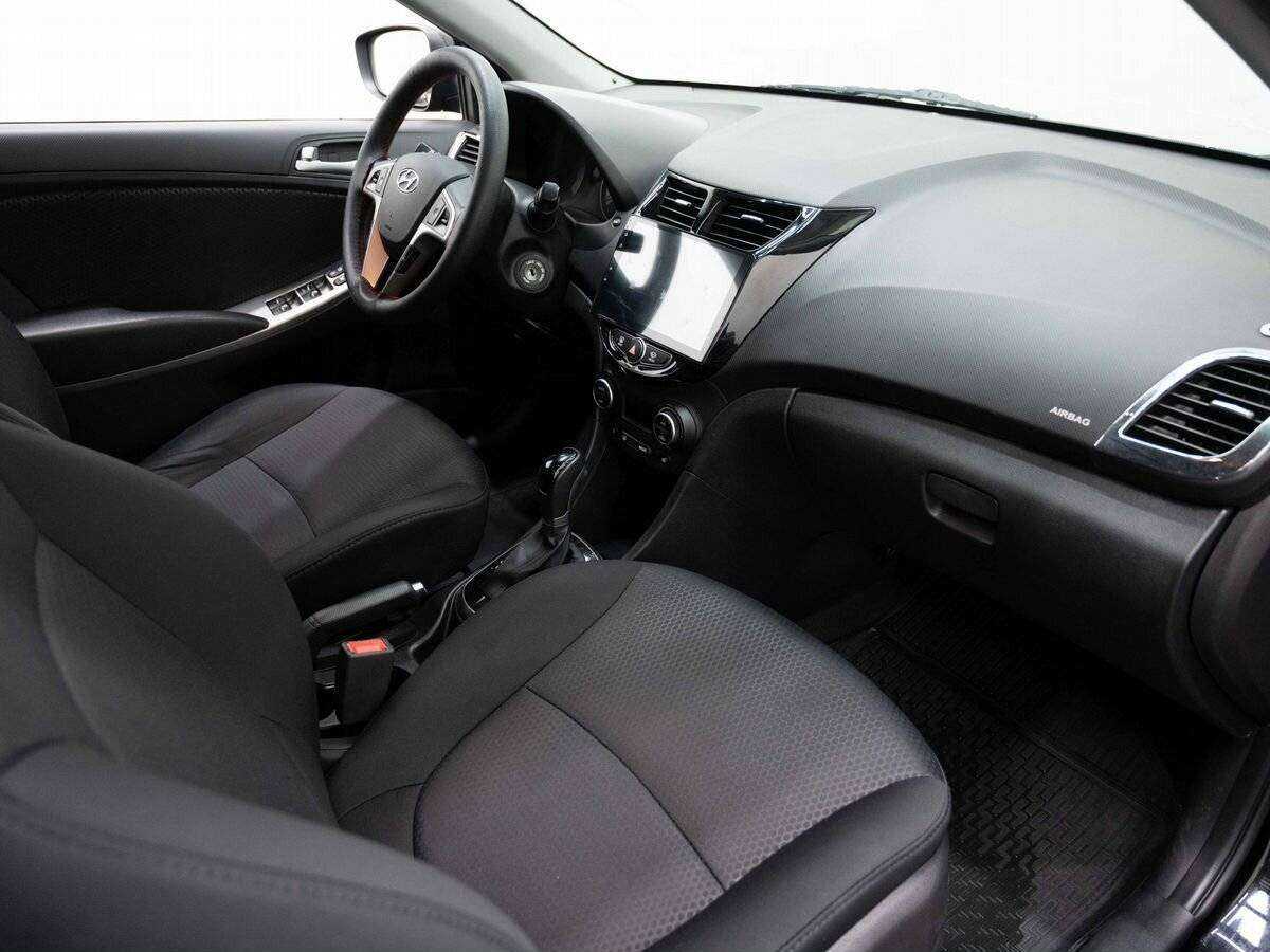 Купить Hyundai Solaris, 2016, 138 787 км, фото №11