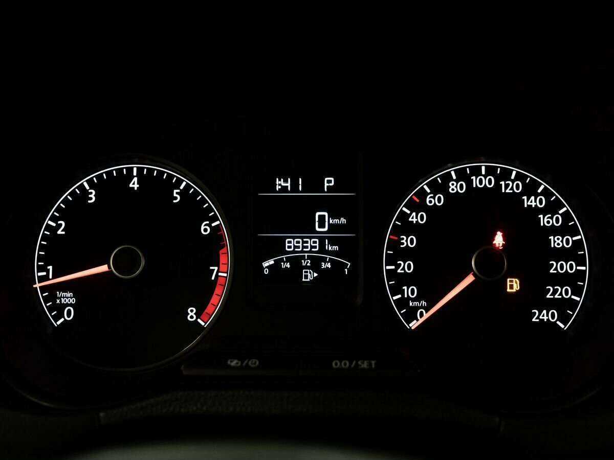 Купить Volkswagen Polo, 2017, 89 386 км, фото №11