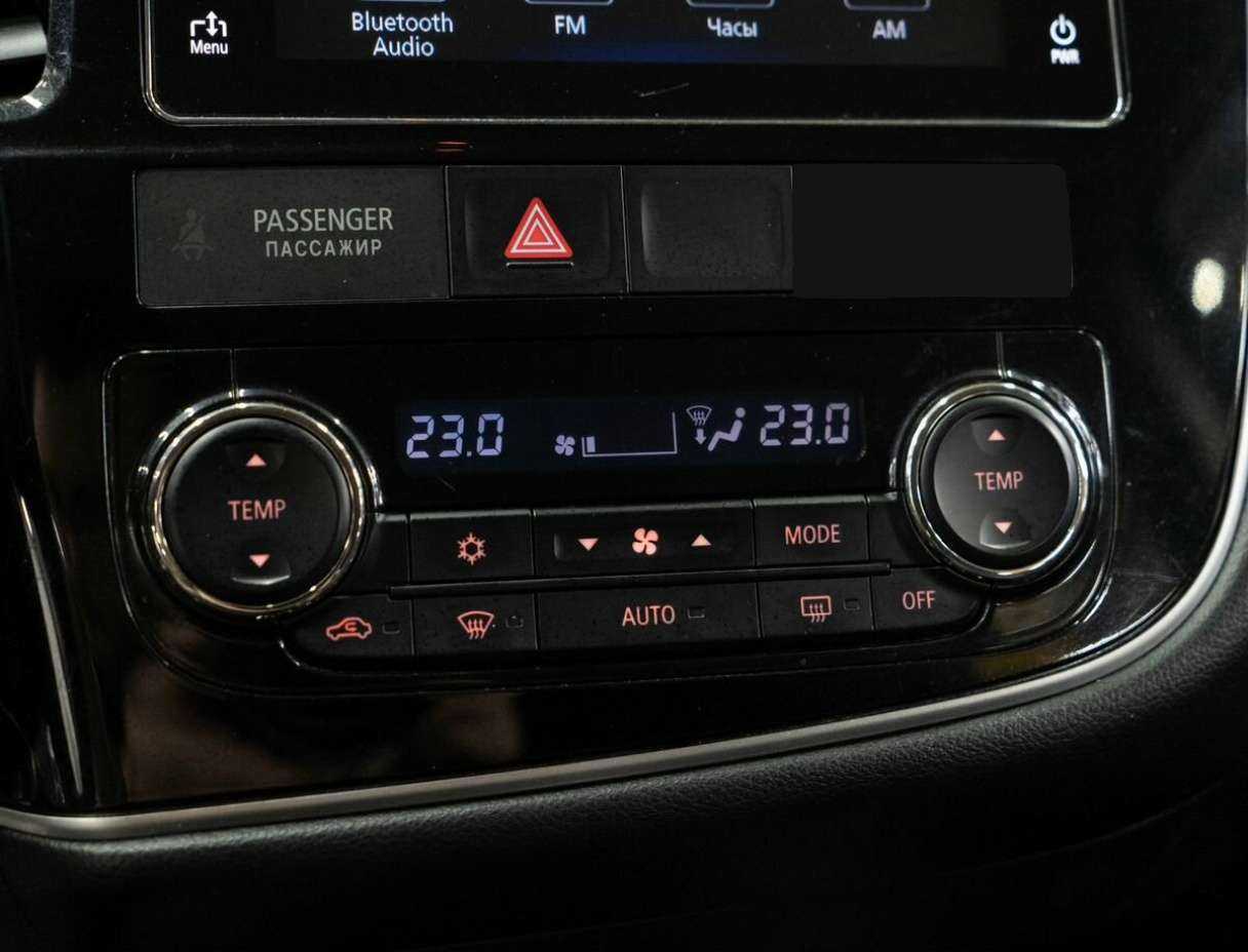 Купить Mitsubishi Outlander, 2017, 191 000 км, фото №11