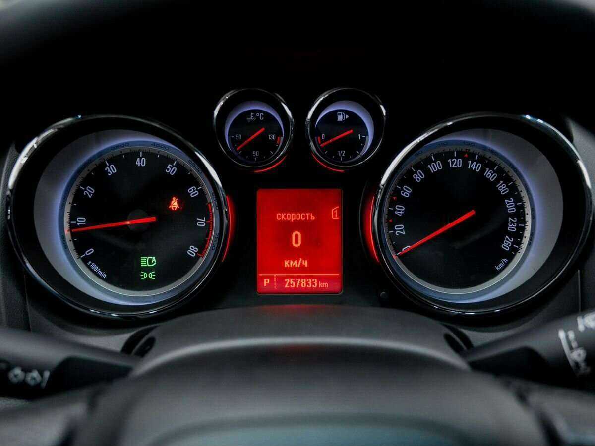 Купить Opel Astra, 2012, 258 000 км, фото №15