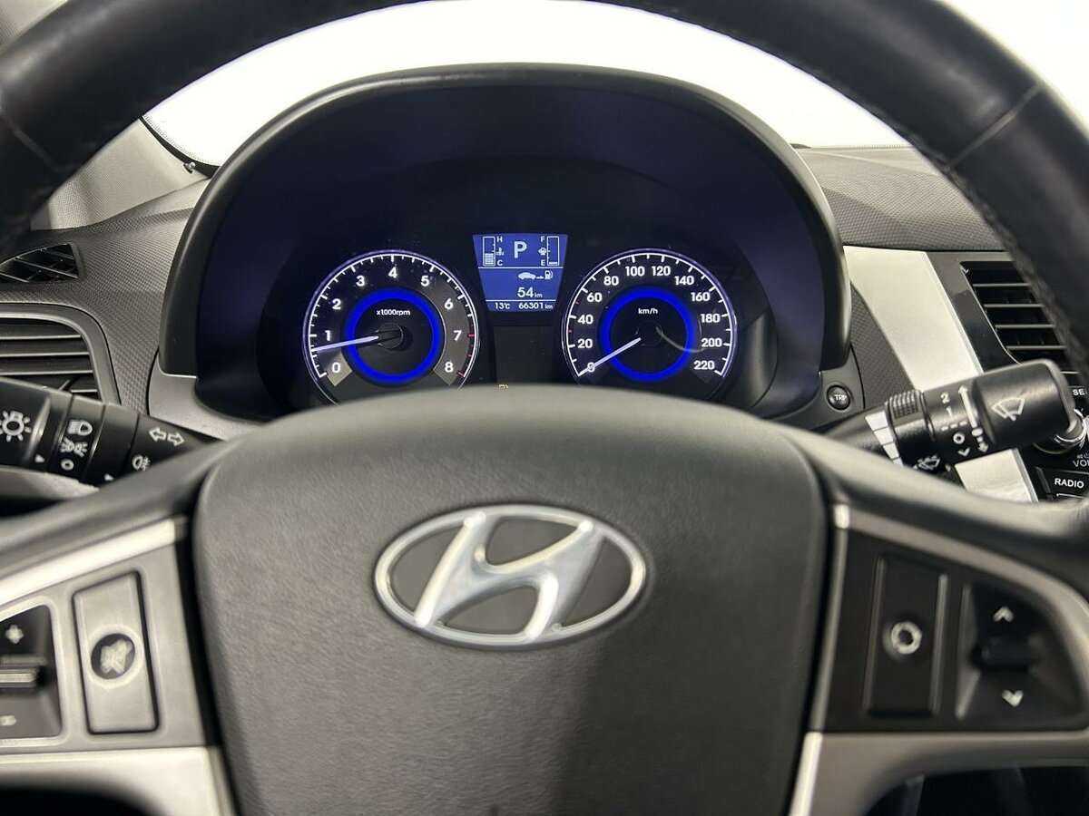 Купить Hyundai Solaris, 2015, 66 300 км, фото №11