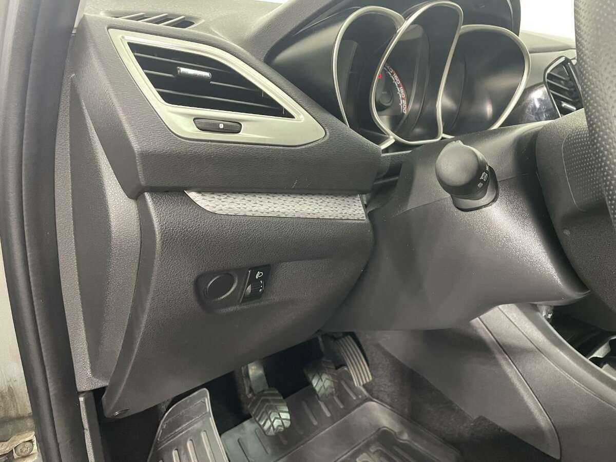 Купить Lada (ВАЗ) Vesta SW Cross, 2018, 86 684 км, фото №9