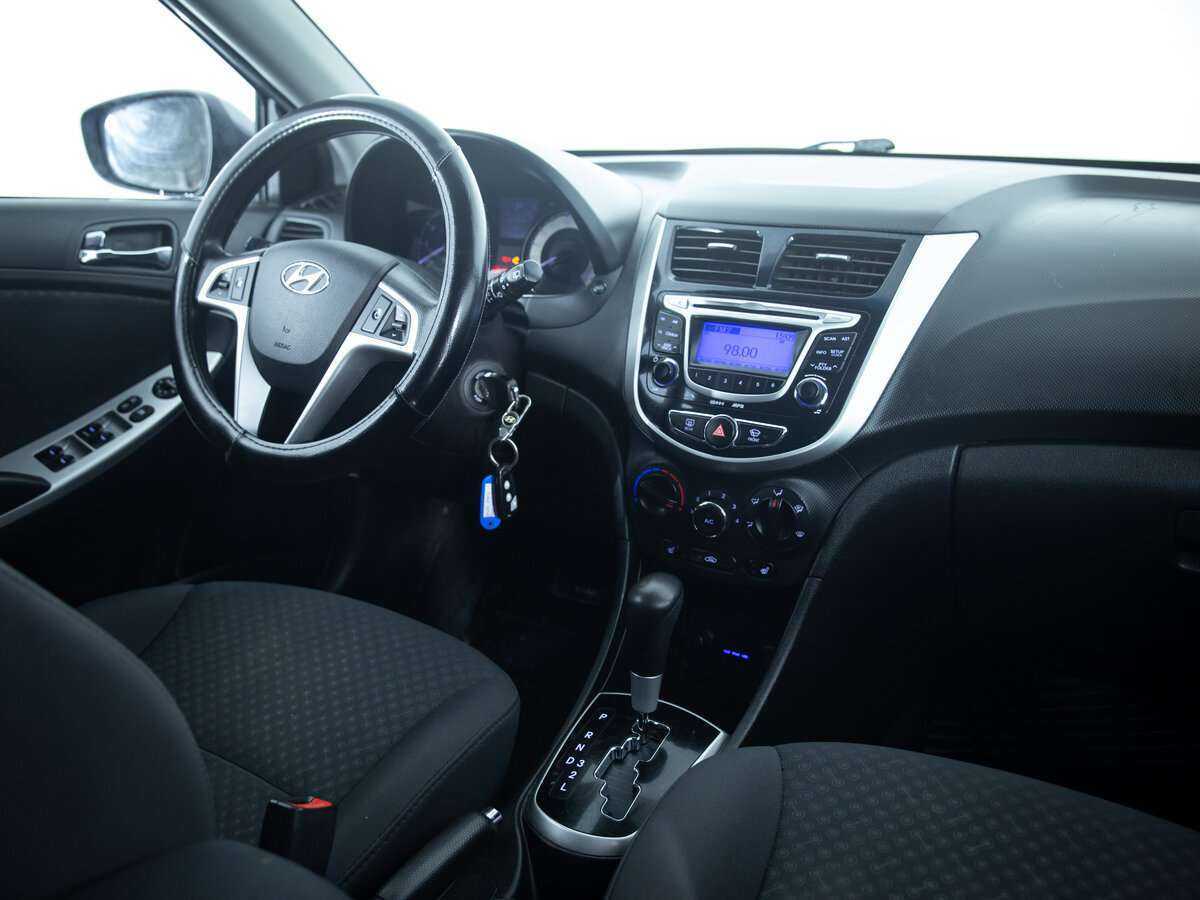 Купить Hyundai Solaris, 2013, 123 846 км, фото №11