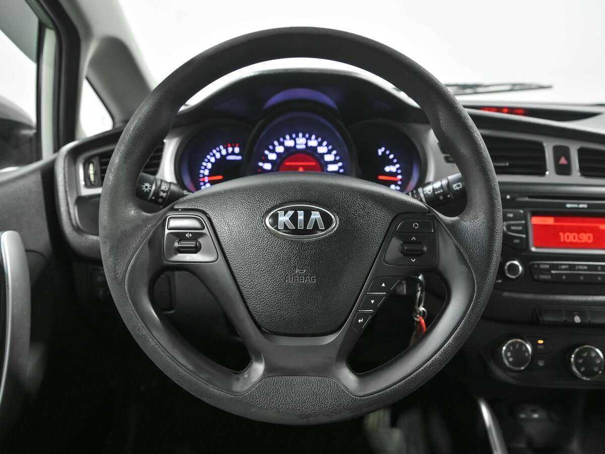 Купить Kia Ceed, 2012, 177 598 км, фото №8