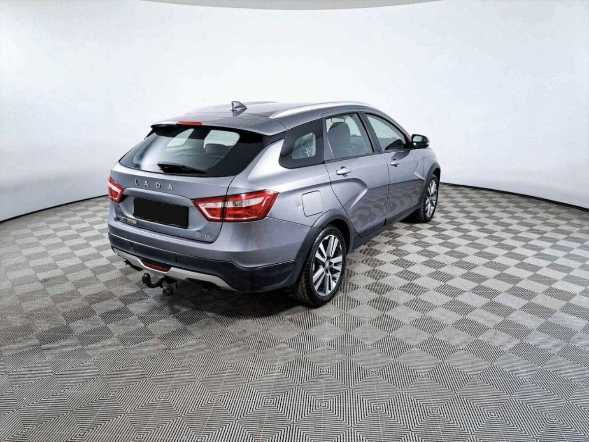 Купить Lada (ВАЗ) Vesta SW Cross, 2017, 169 905 км, фото №5