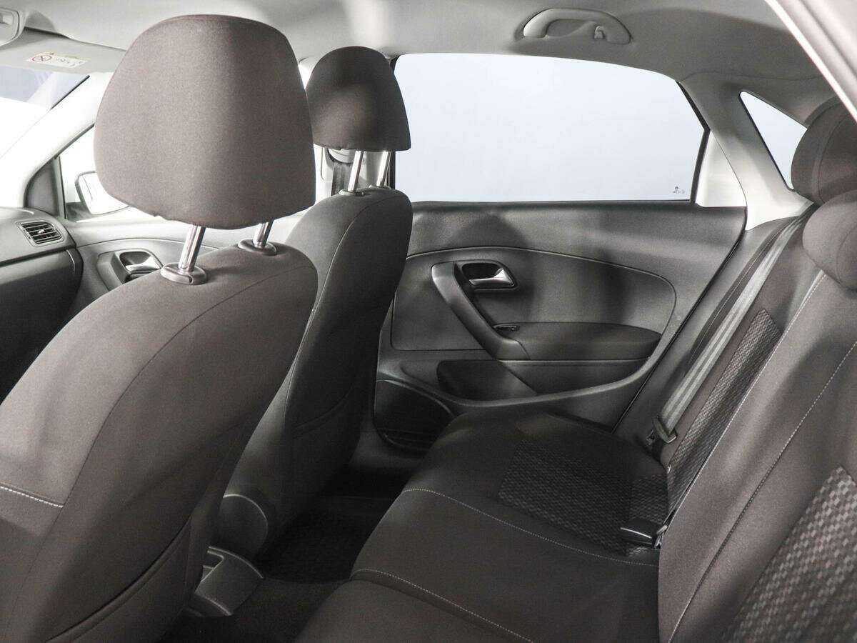 Купить Volkswagen Polo, 2018, 110 792 км, фото №12