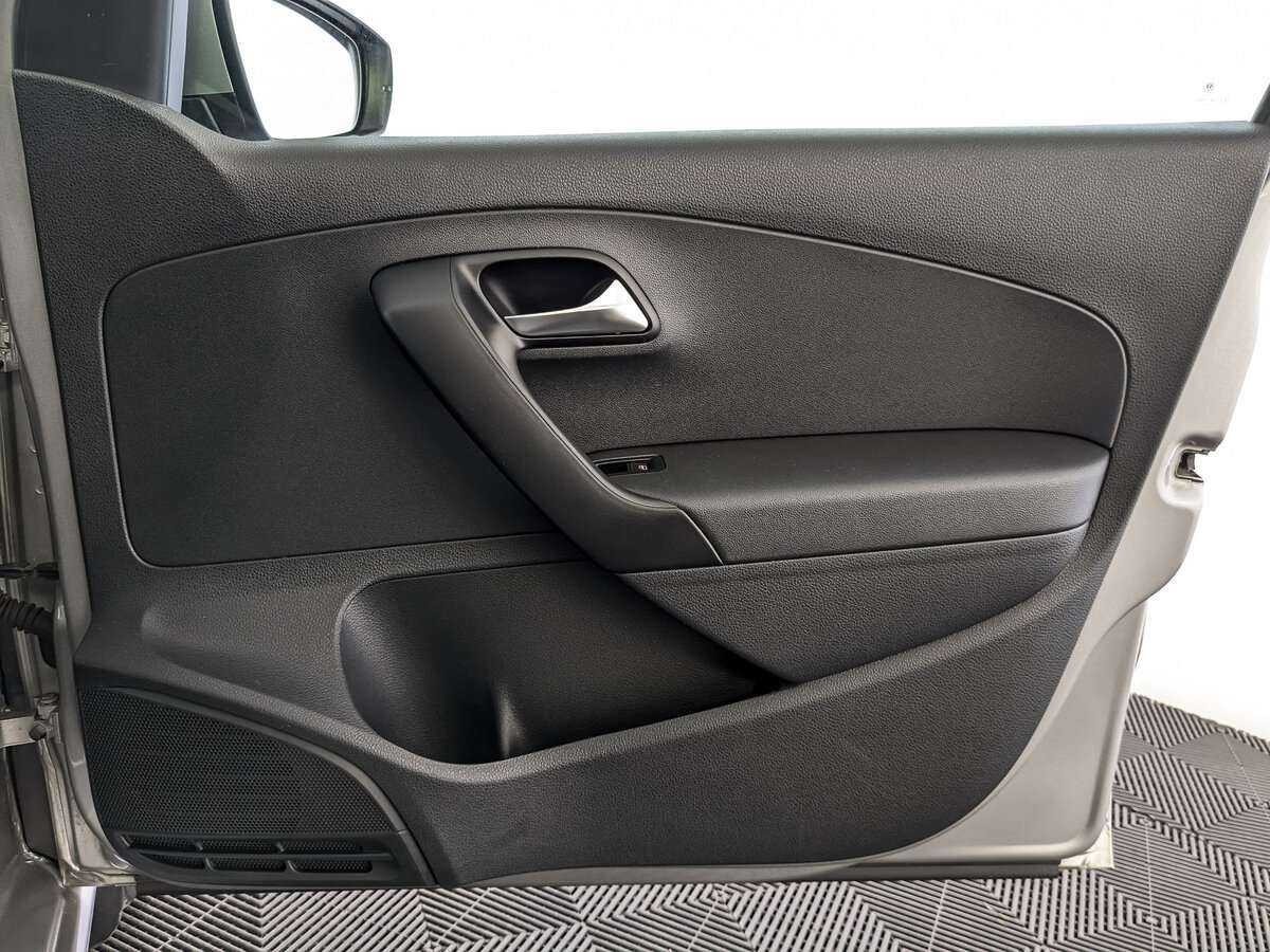 Купить Volkswagen Polo, 2020, 48 089 км, фото №21