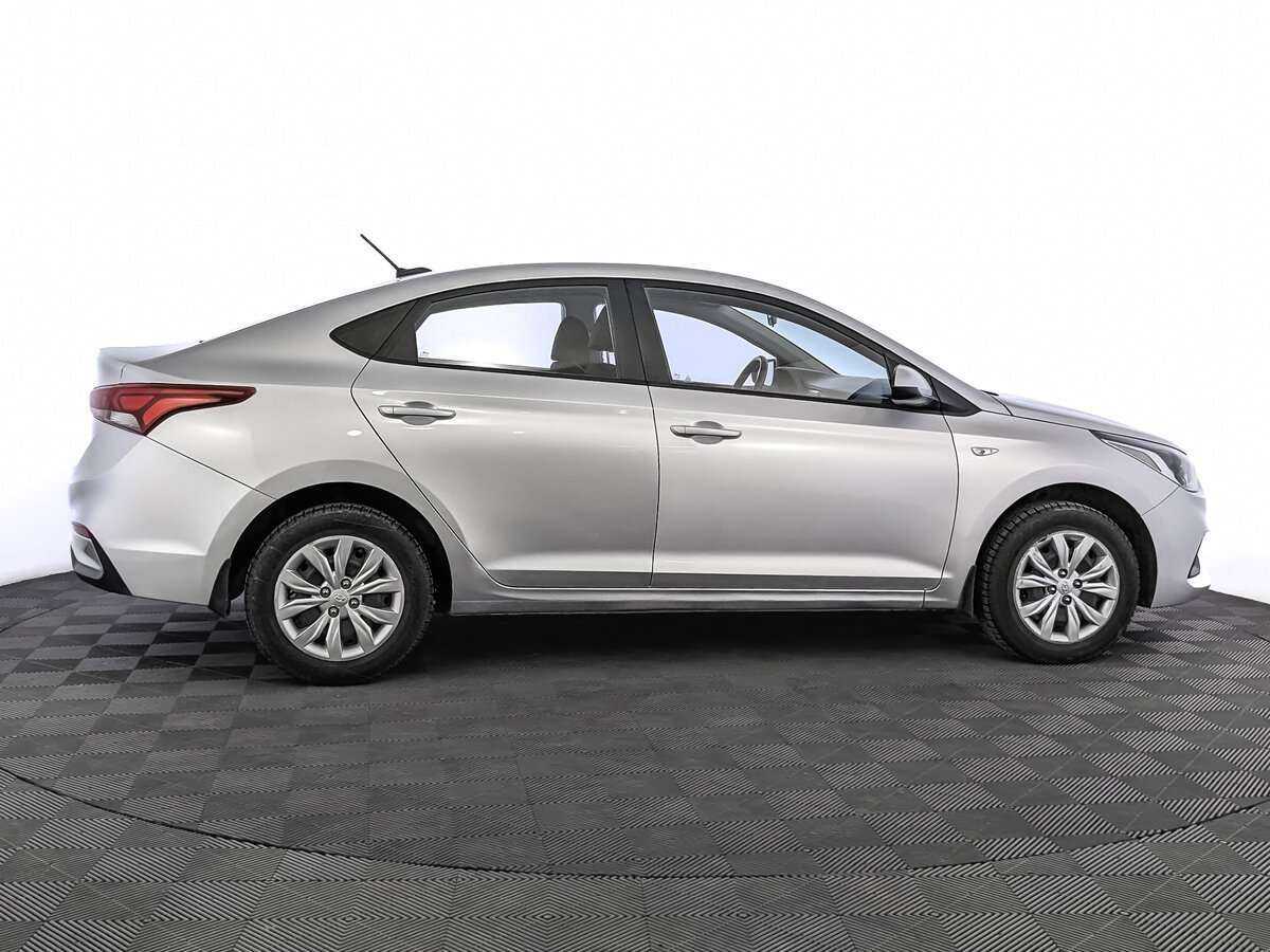 Купить Hyundai Solaris, 2018, 86 879 км, фото №4