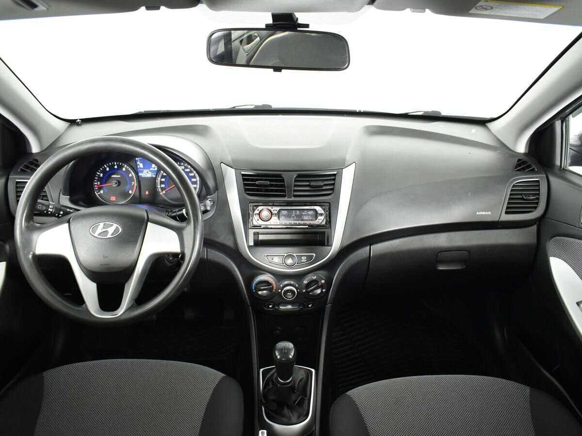 Купить Hyundai Solaris, 2013, 253 888 км, фото №11
