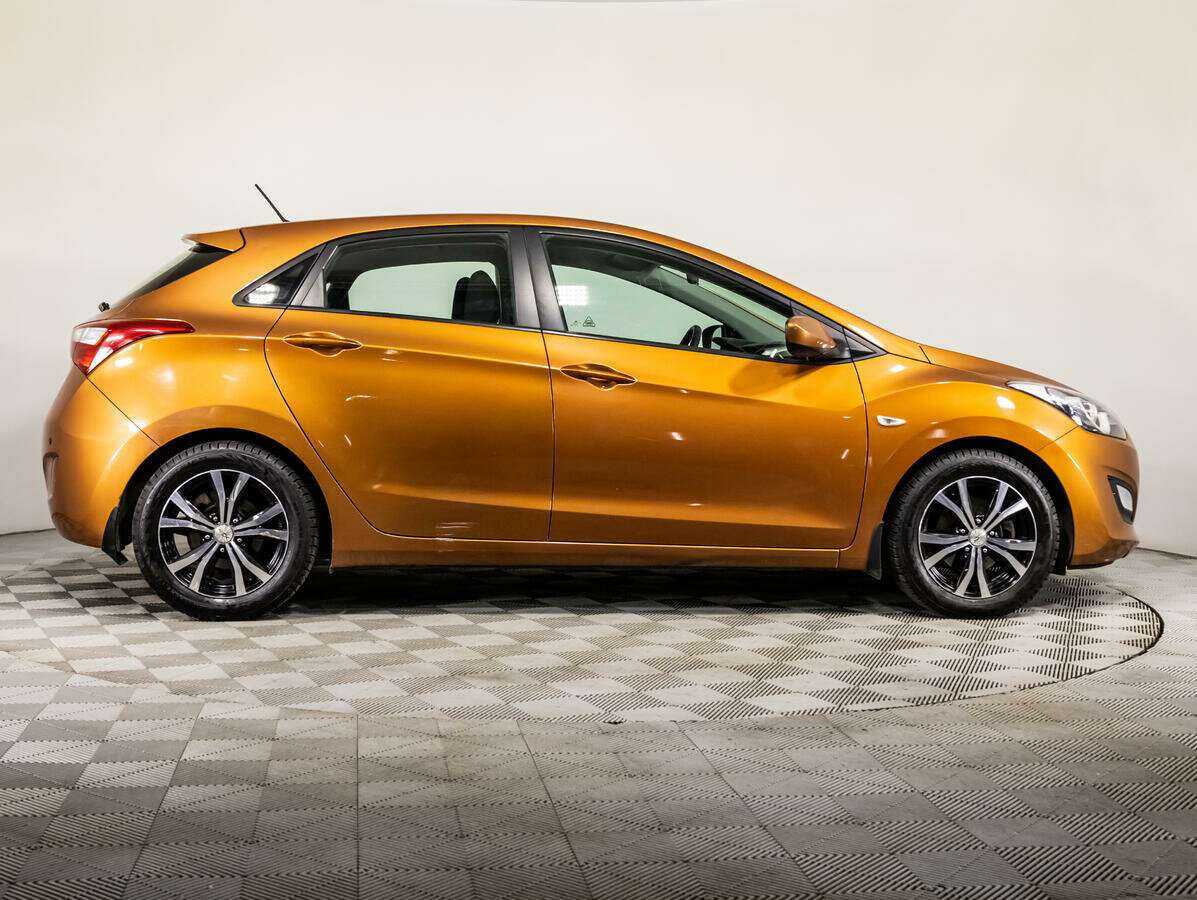 Купить Hyundai i30, 2016, 85 529 км, фото №4