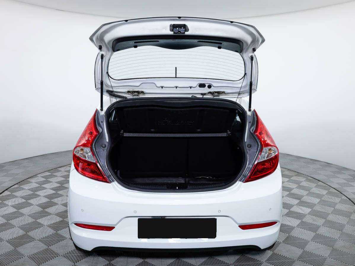 Купить Hyundai Solaris, 2015, 84 753 км, фото №21