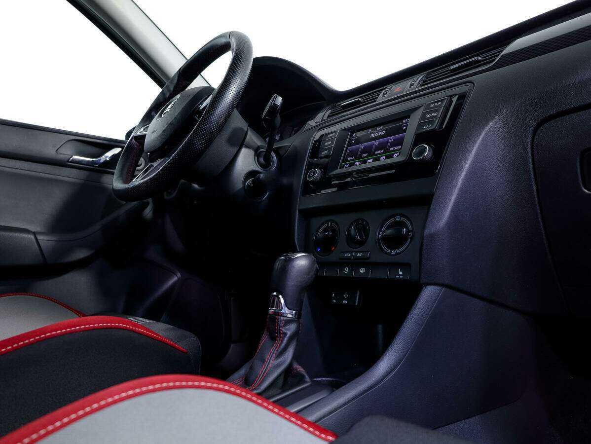 Купить Skoda Rapid, 2015, 107 086 км, фото №20