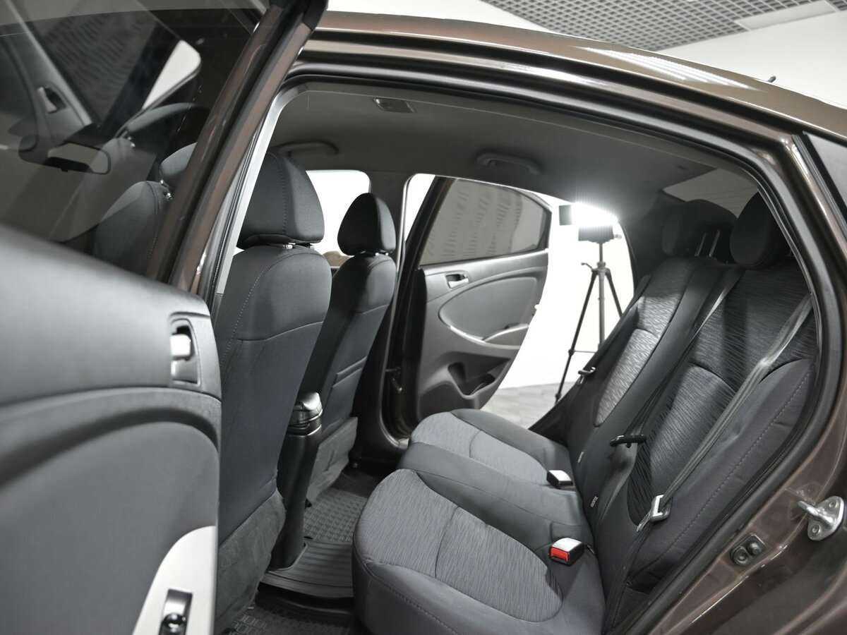 Купить Hyundai Solaris, 2016, 114 000 км, фото №11