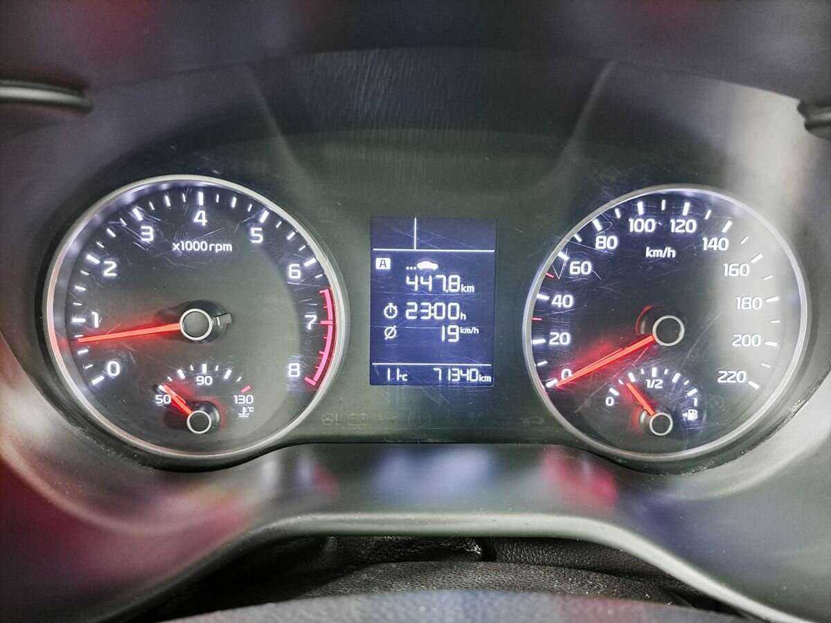 Купить Kia Rio, 2018, 71 290 км, фото №9