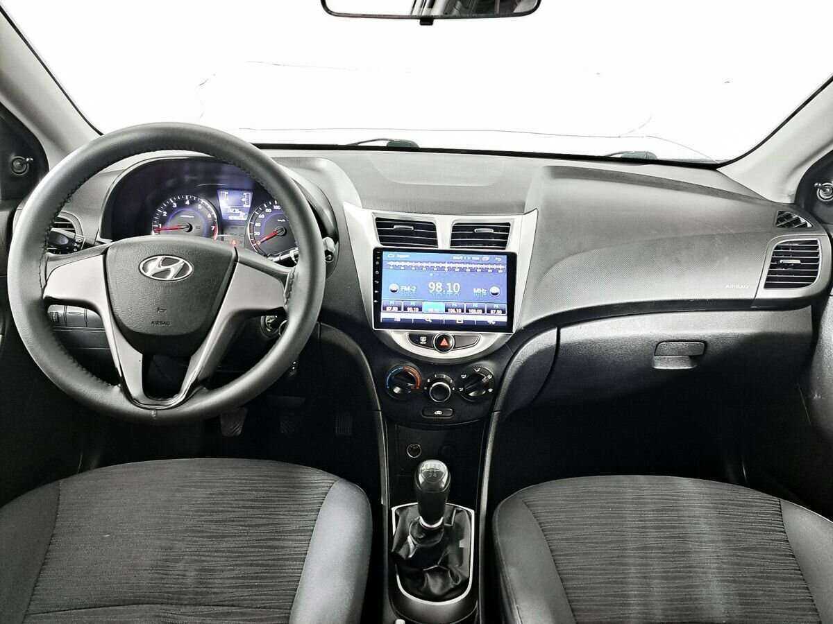 Купить Hyundai Solaris, 2015, 192 000 км, фото №9