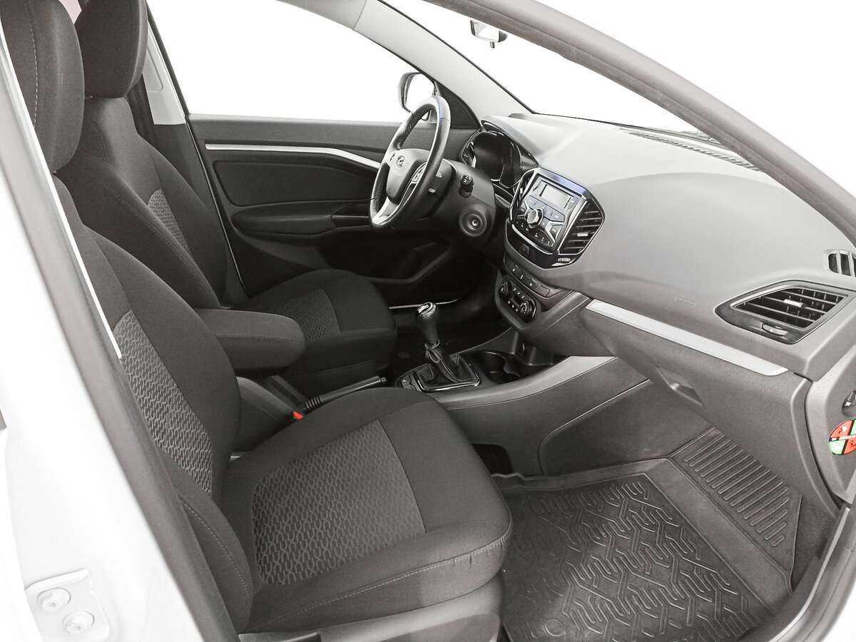 Купить Lada (ВАЗ) Vesta SW, 2020, 84 302 км, фото №9