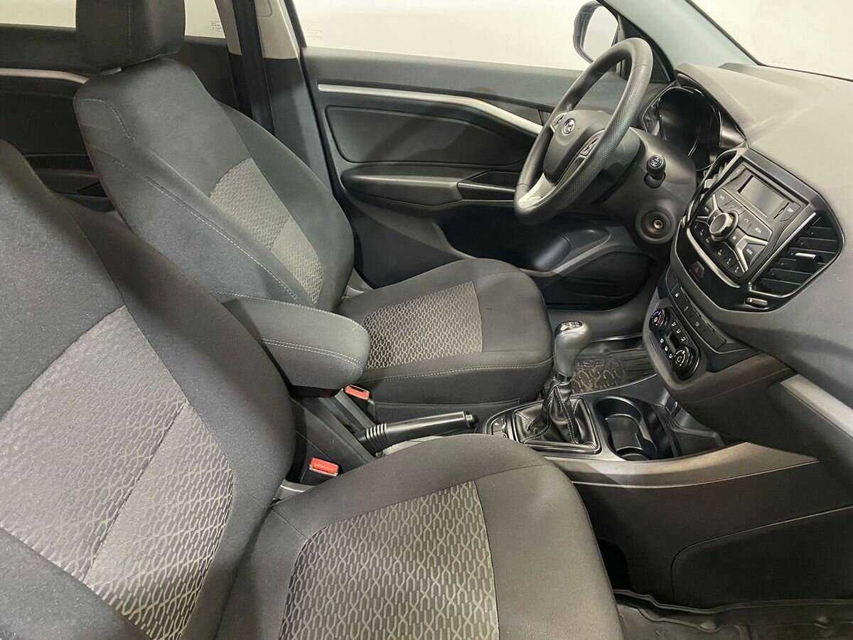 Купить Lada (ВАЗ) Vesta SW, 2018, 65 852 км, фото №10