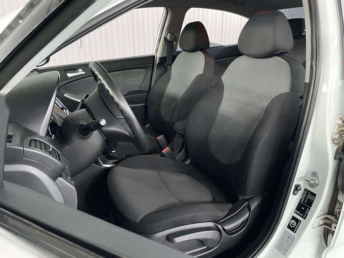 Купить Hyundai Solaris, 2013, 203 406 км, фото №13