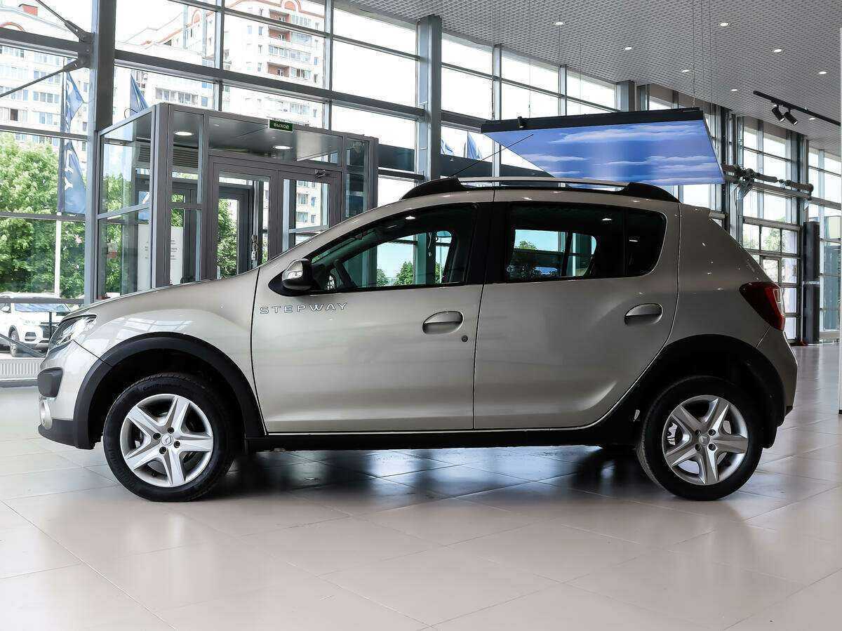 Купить Renault Sandero Stepway, 2017, 62 078 км, фото №4