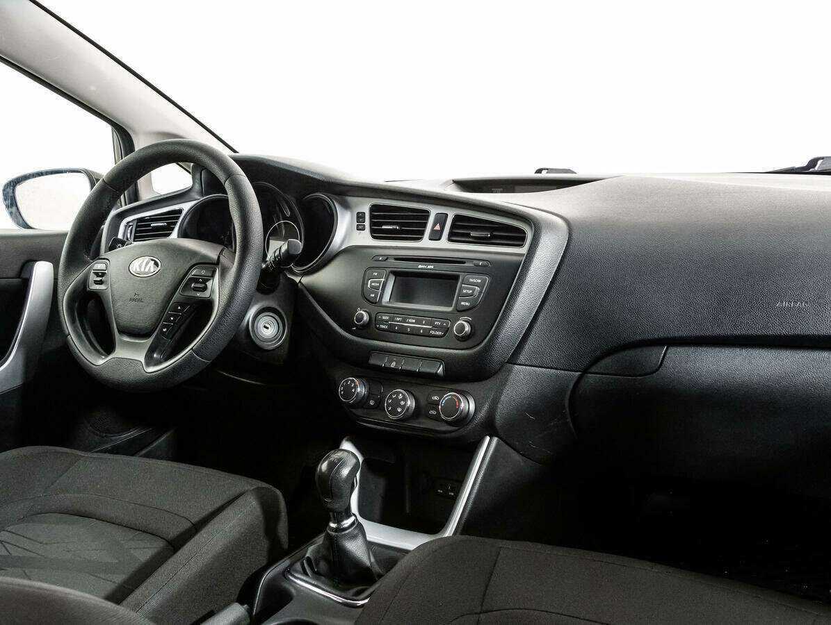 Купить Kia Ceed, 2015, 87 270 км, фото №9