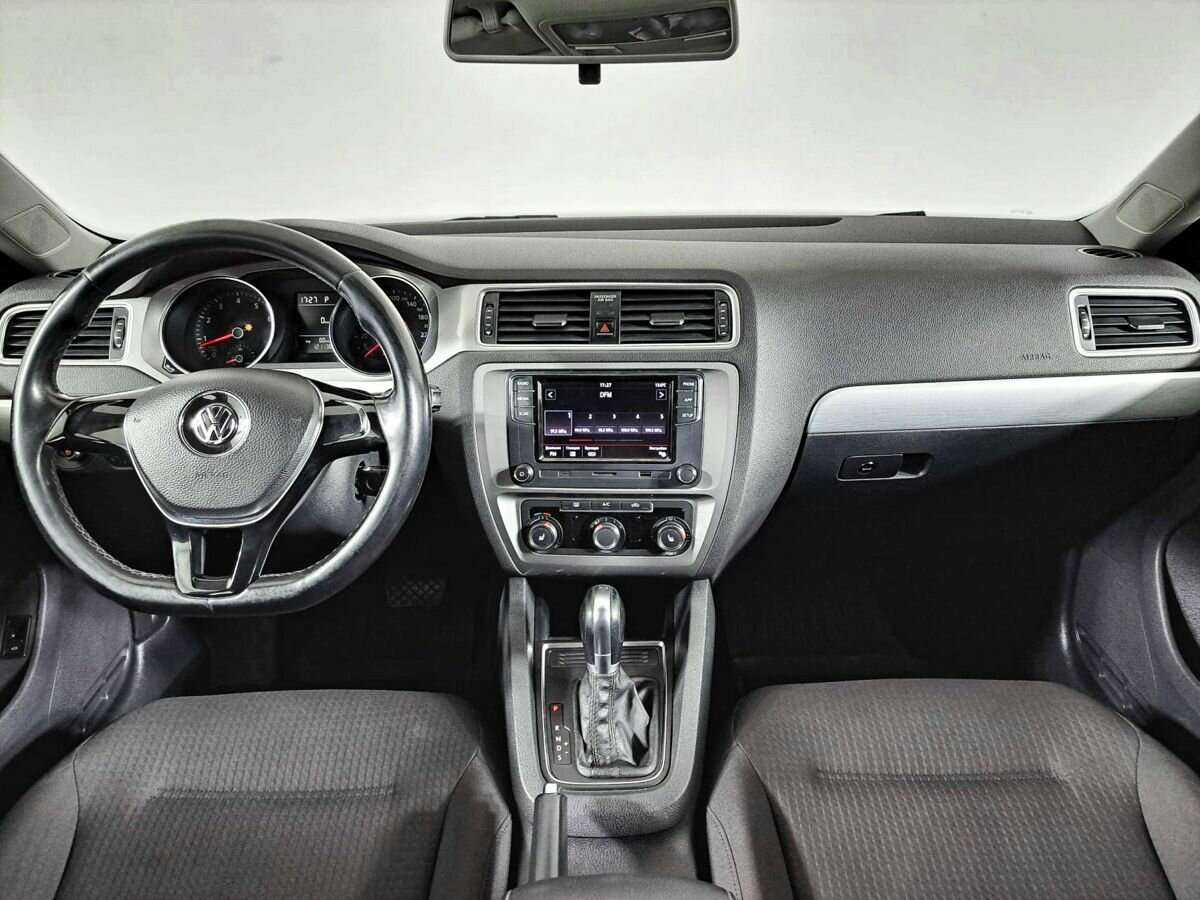 Купить Volkswagen Jetta, 2017, 121 000 км, фото №9