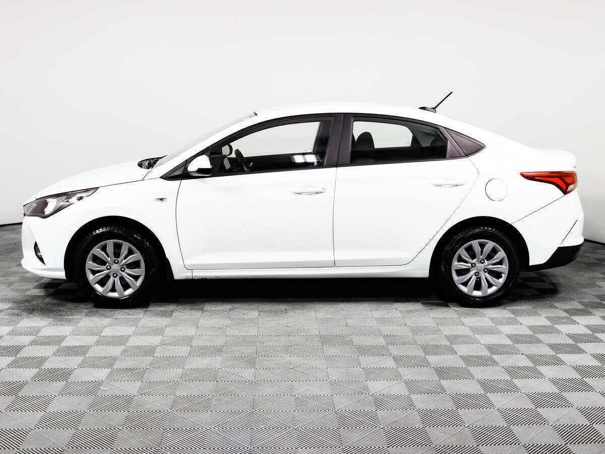 Купить Hyundai Solaris, 2020, 79 846 км, фото №8