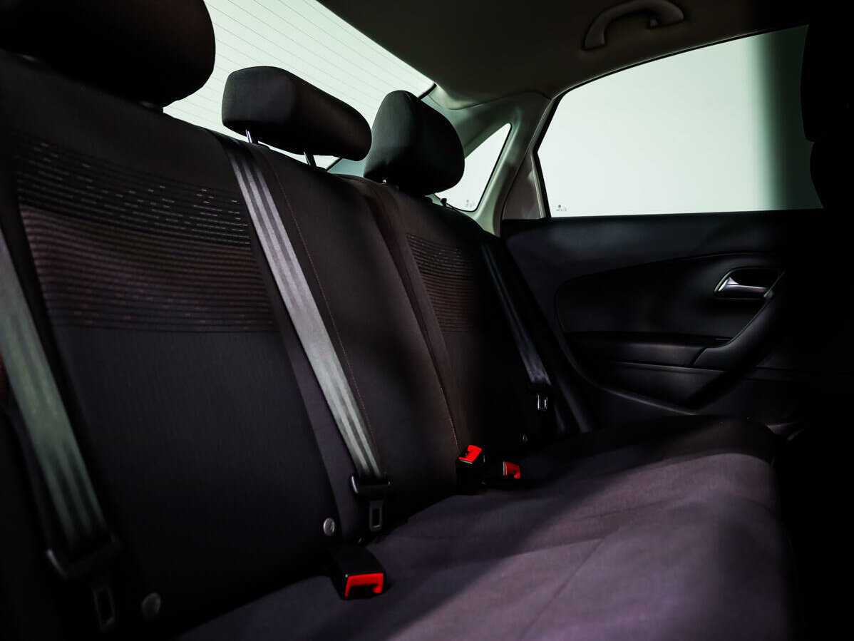 Купить Volkswagen Polo, 2017, 60 903 км, фото №12