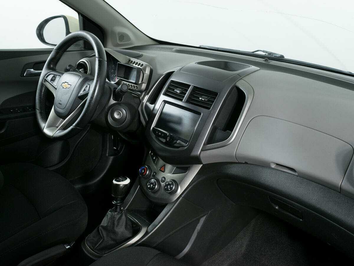 Купить Chevrolet Aveo, 2013, 173 000 км, фото №7