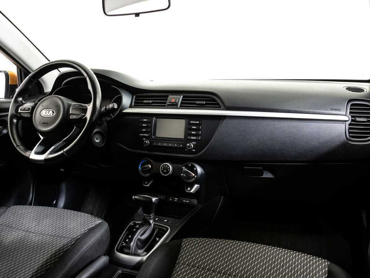 Купить Kia Rio X-Line, 2018, 29 871 км, фото №7