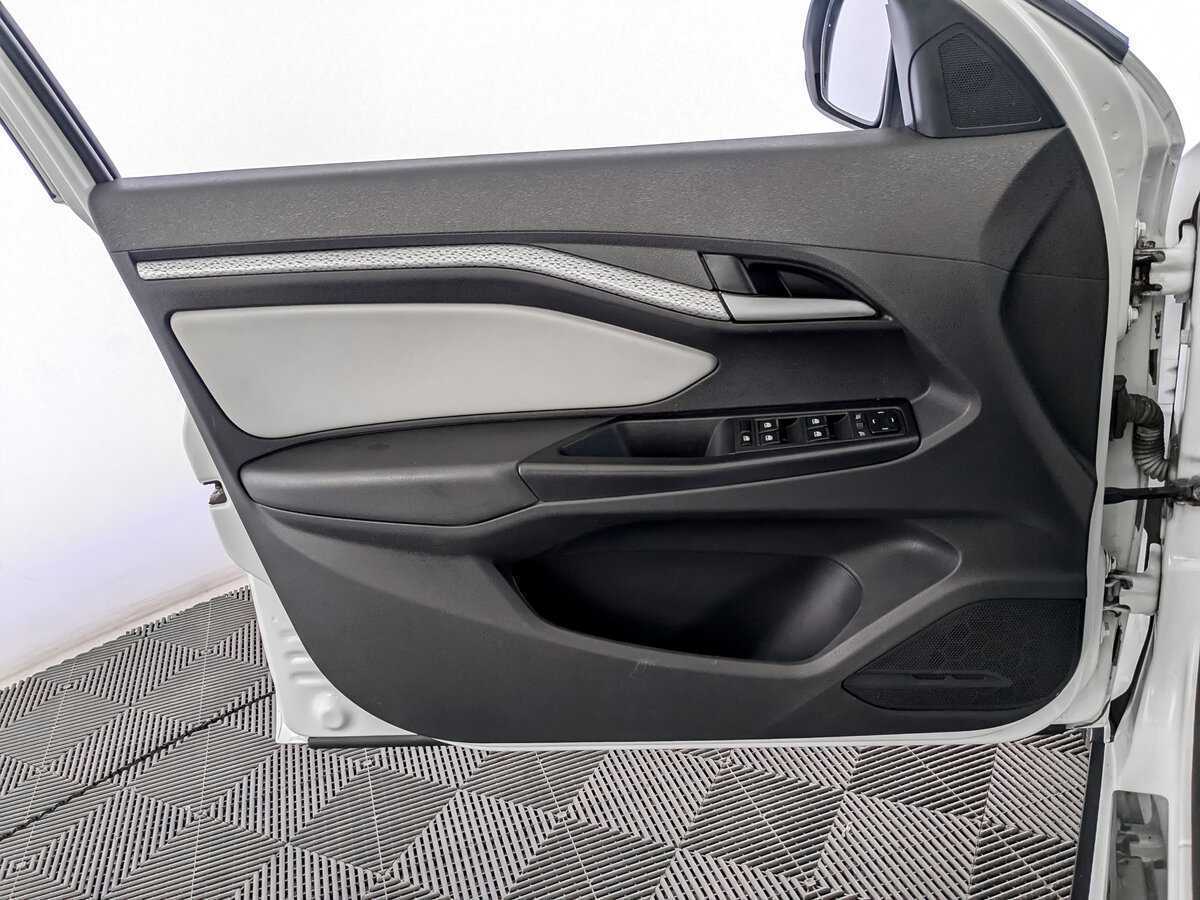 Купить Lada (ВАЗ) Vesta SW Cross, 2019, 62 764 км, фото №15