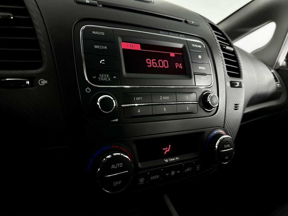 Купить Kia Cerato, 2014, 90 371 км, фото №9
