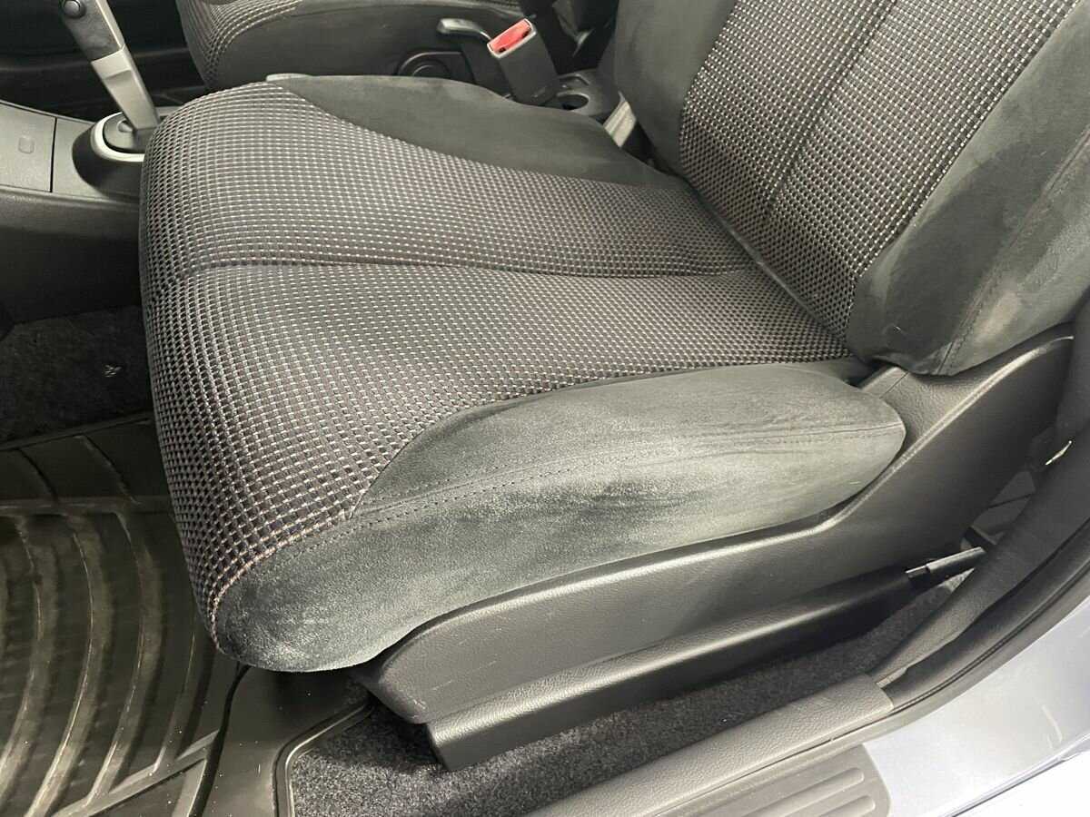 Купить Nissan Tiida, 2013, 180 000 км, фото №10