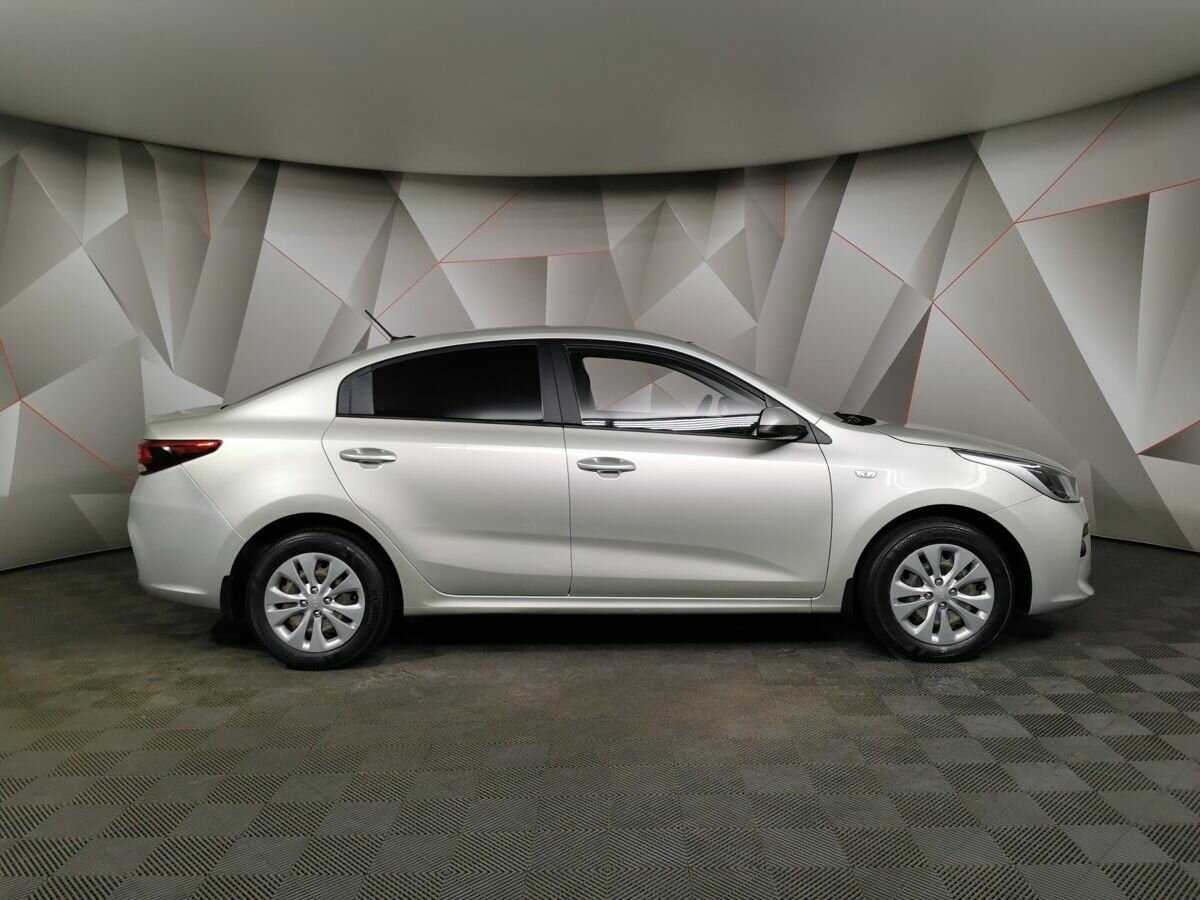 Купить Kia Rio, 2018, 293 216 км, фото №6