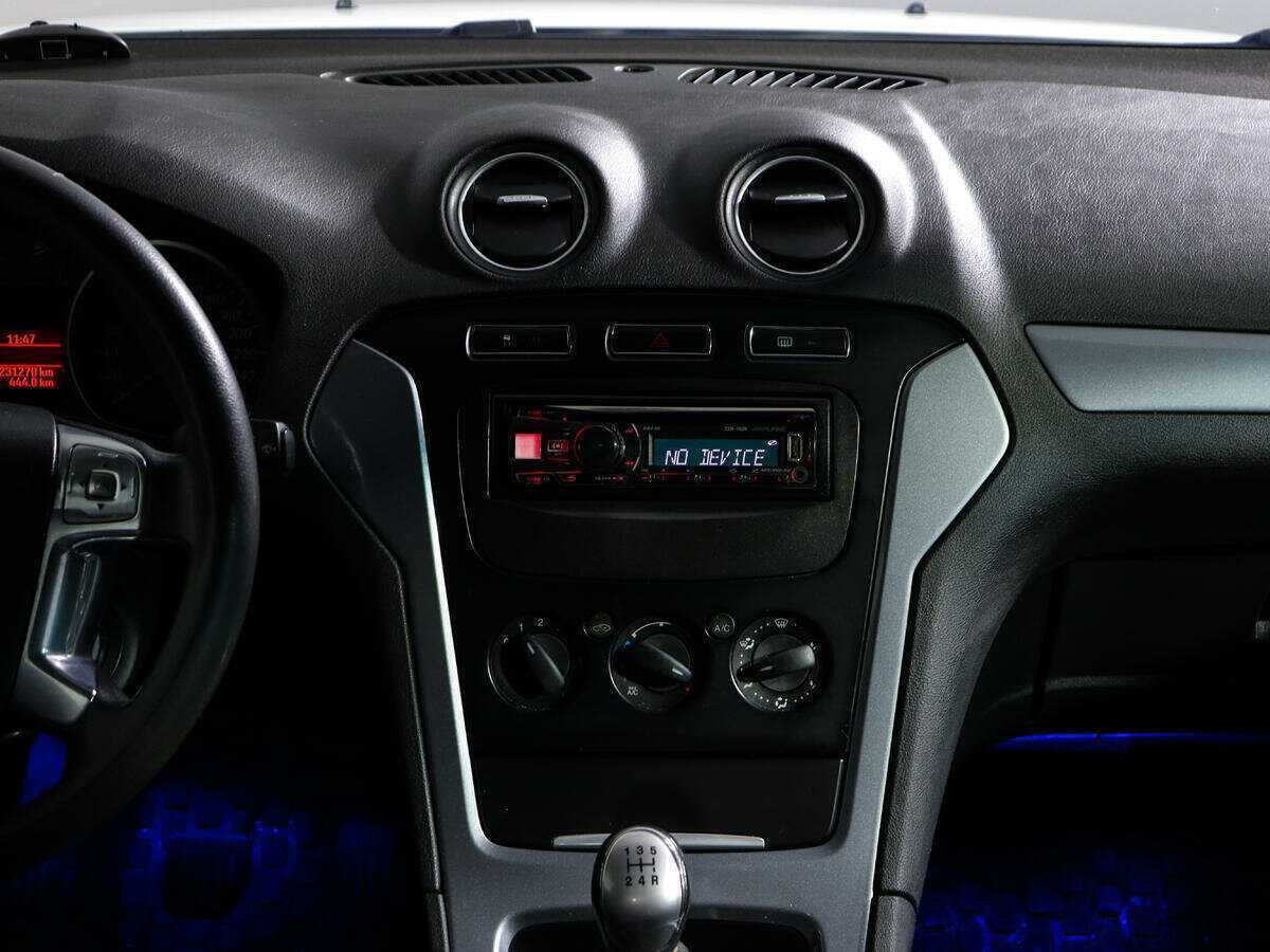Купить Ford Mondeo, 2012, 231 270 км, фото №11