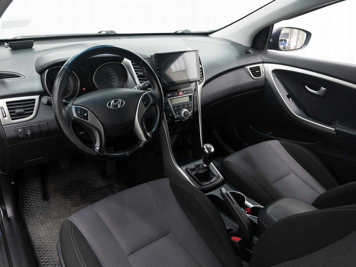 Купить Hyundai i30, 2013, 181 905 км, фото №9