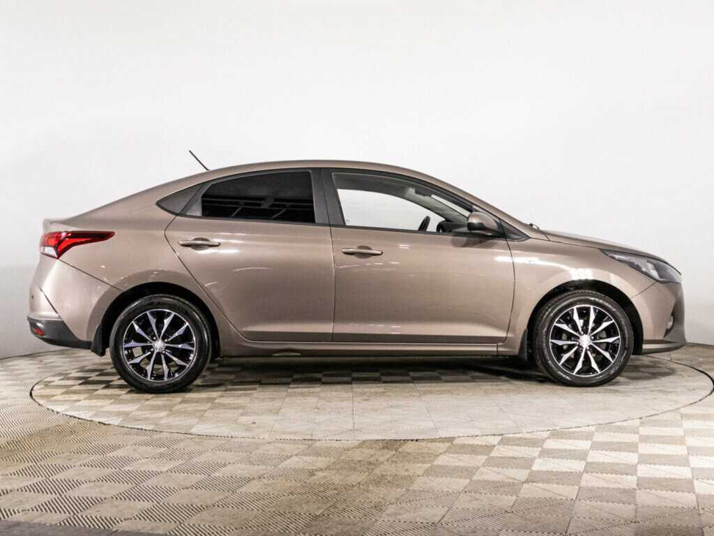 Купить Hyundai Solaris, 2022, 77 712 км, фото №4
