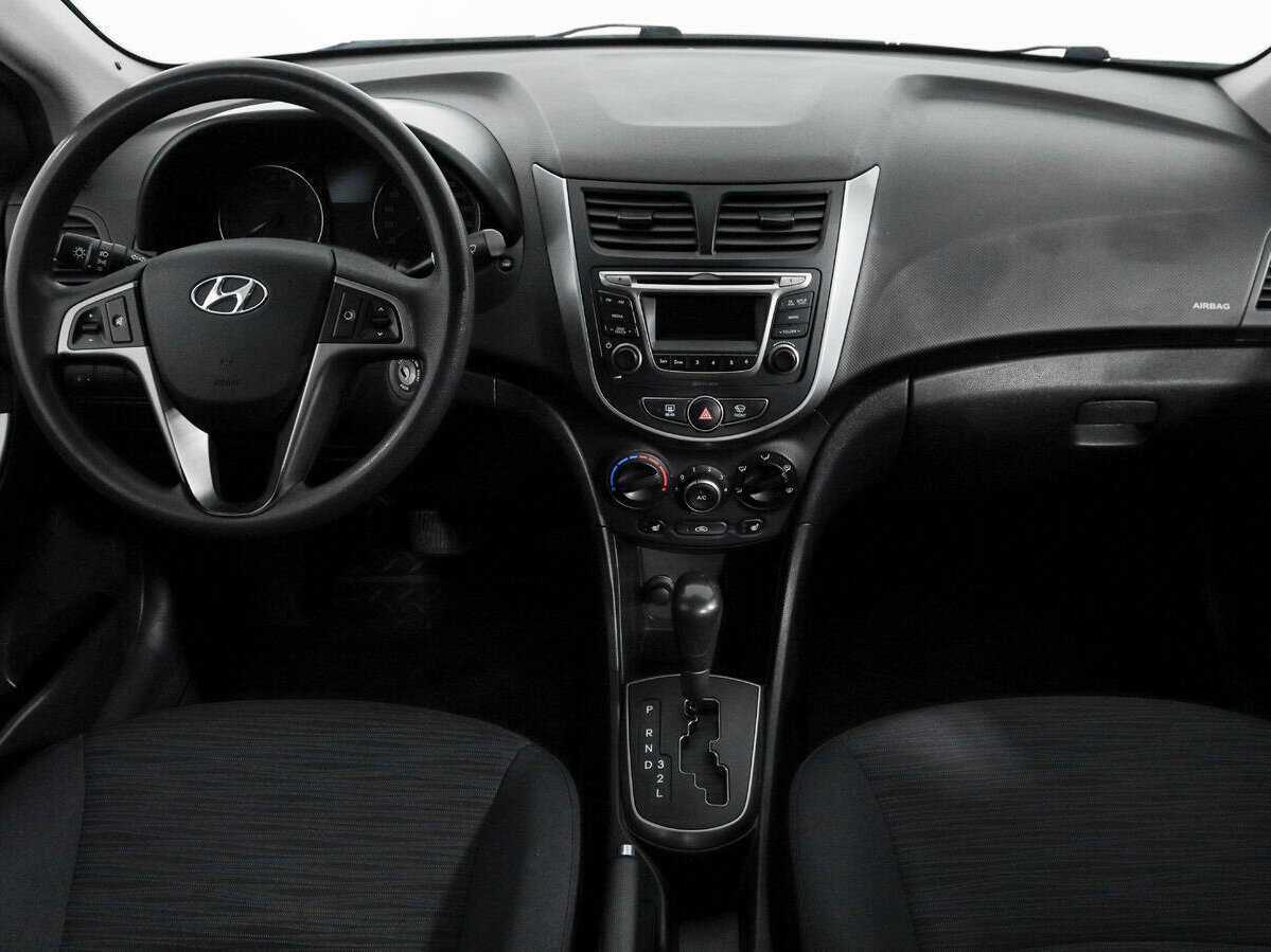 Купить Hyundai Solaris, 2016, 202 090 км, фото №12