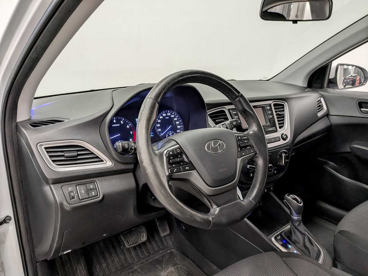 Купить Hyundai Solaris, 2019, 140 722 км, фото №16