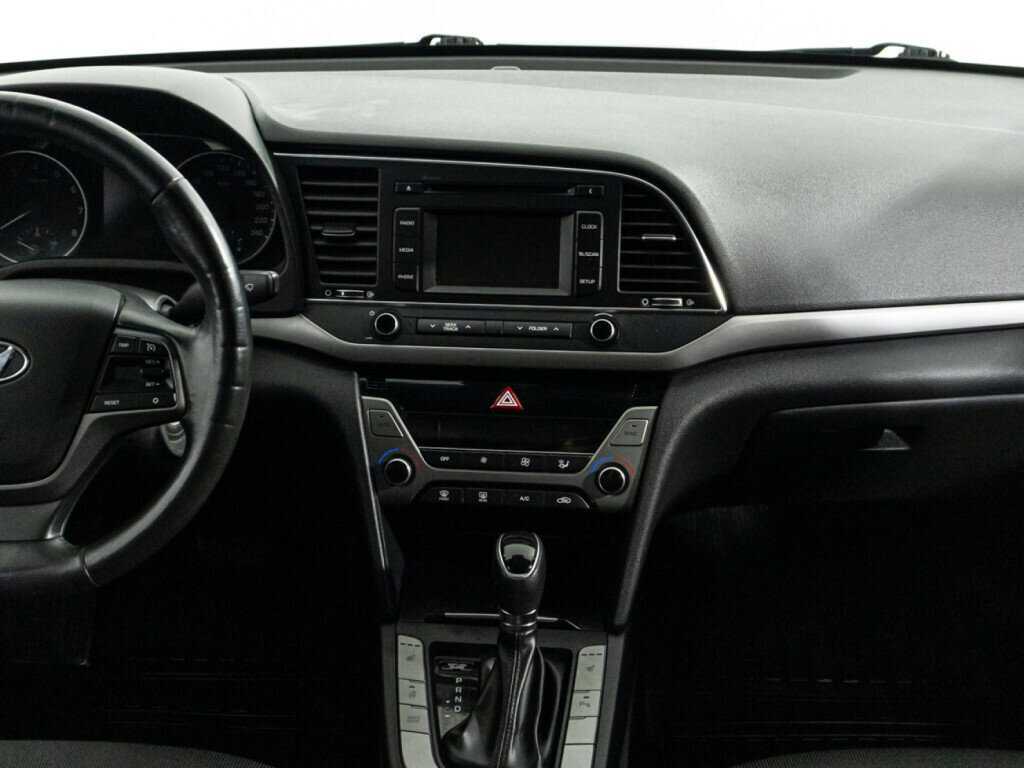 Купить Hyundai Elantra, 2018, 152 554 км, фото №14