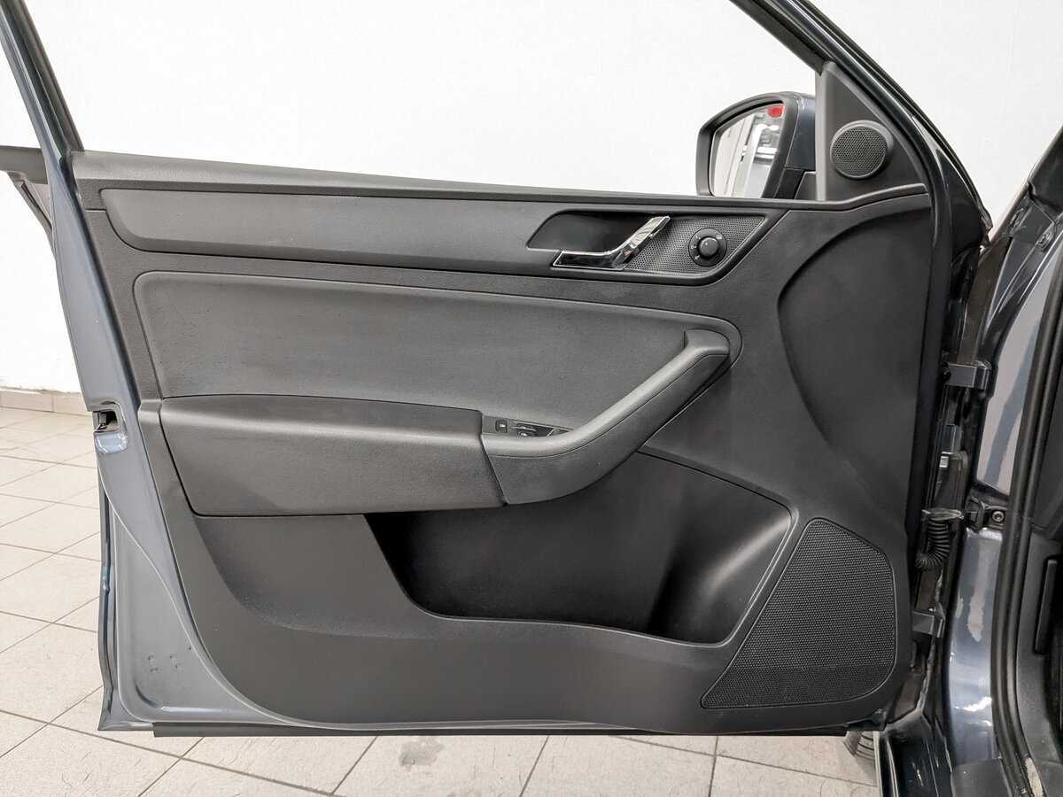 Купить Skoda Rapid, 2016, 261 873 км, фото №17