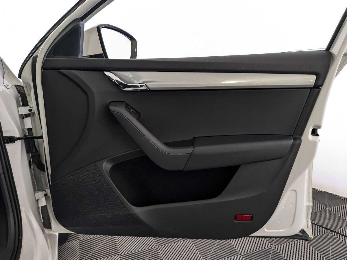 Купить Skoda Octavia, 2016, 213 767 км, фото №24