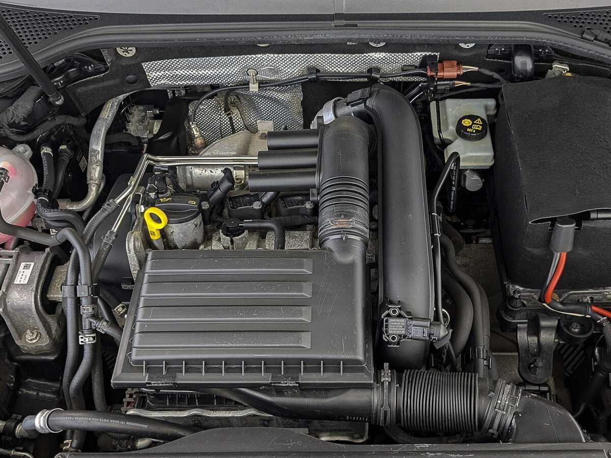 Купить Volkswagen Passat, 2016, 135 253 км, фото №9