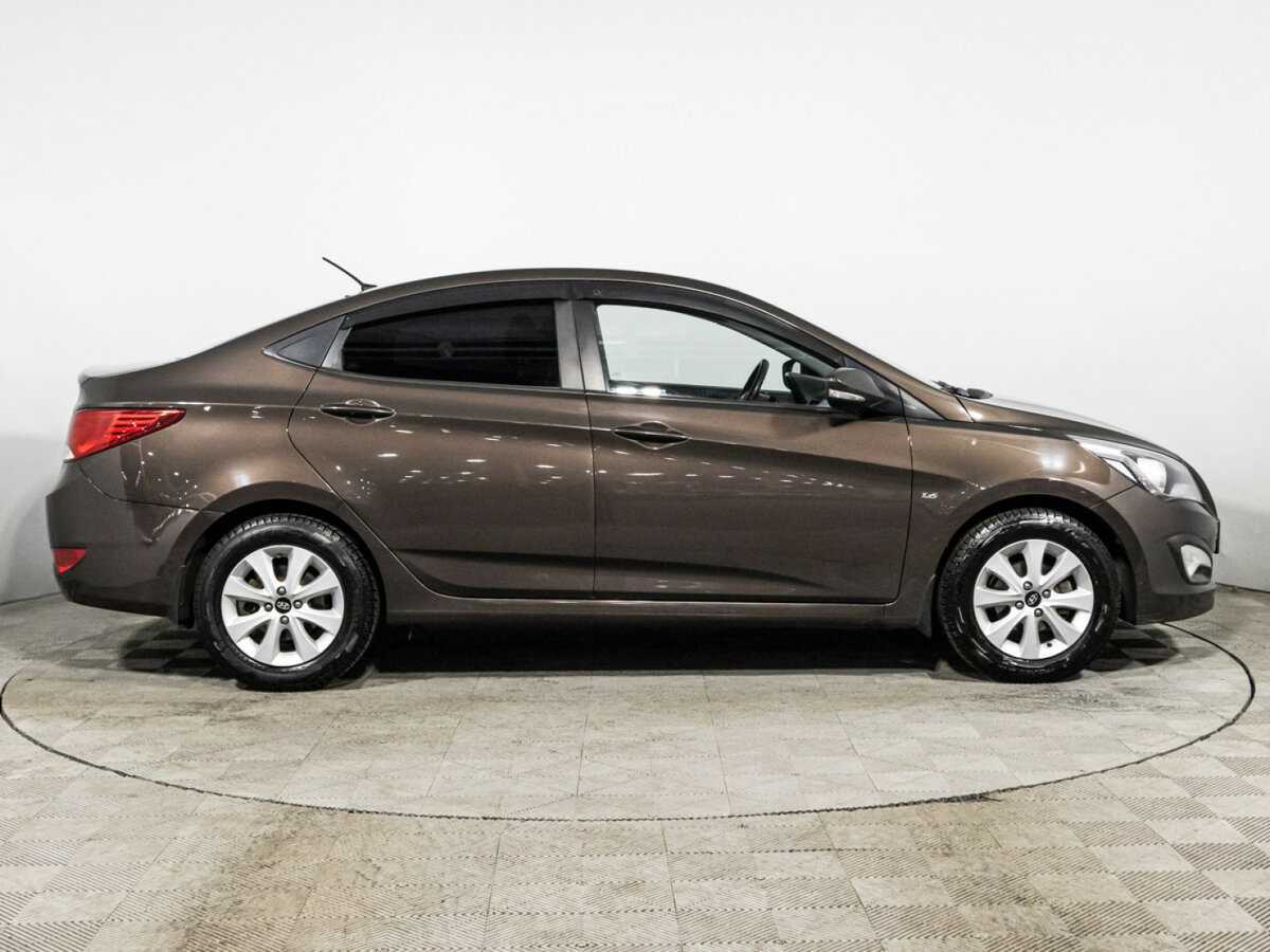 Купить Hyundai Solaris, 2016, 112 384 км, фото №4