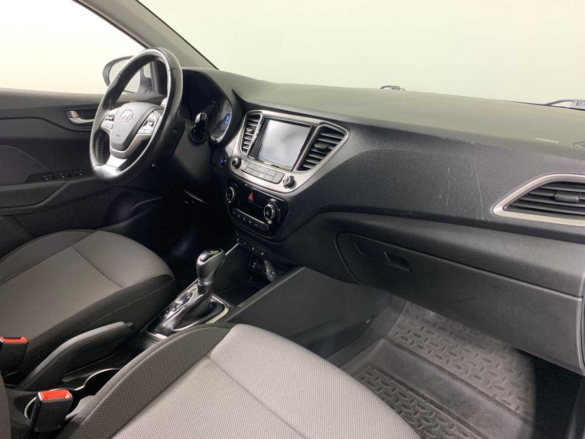 Купить Hyundai Solaris, 2018, 45 142 км, фото №14