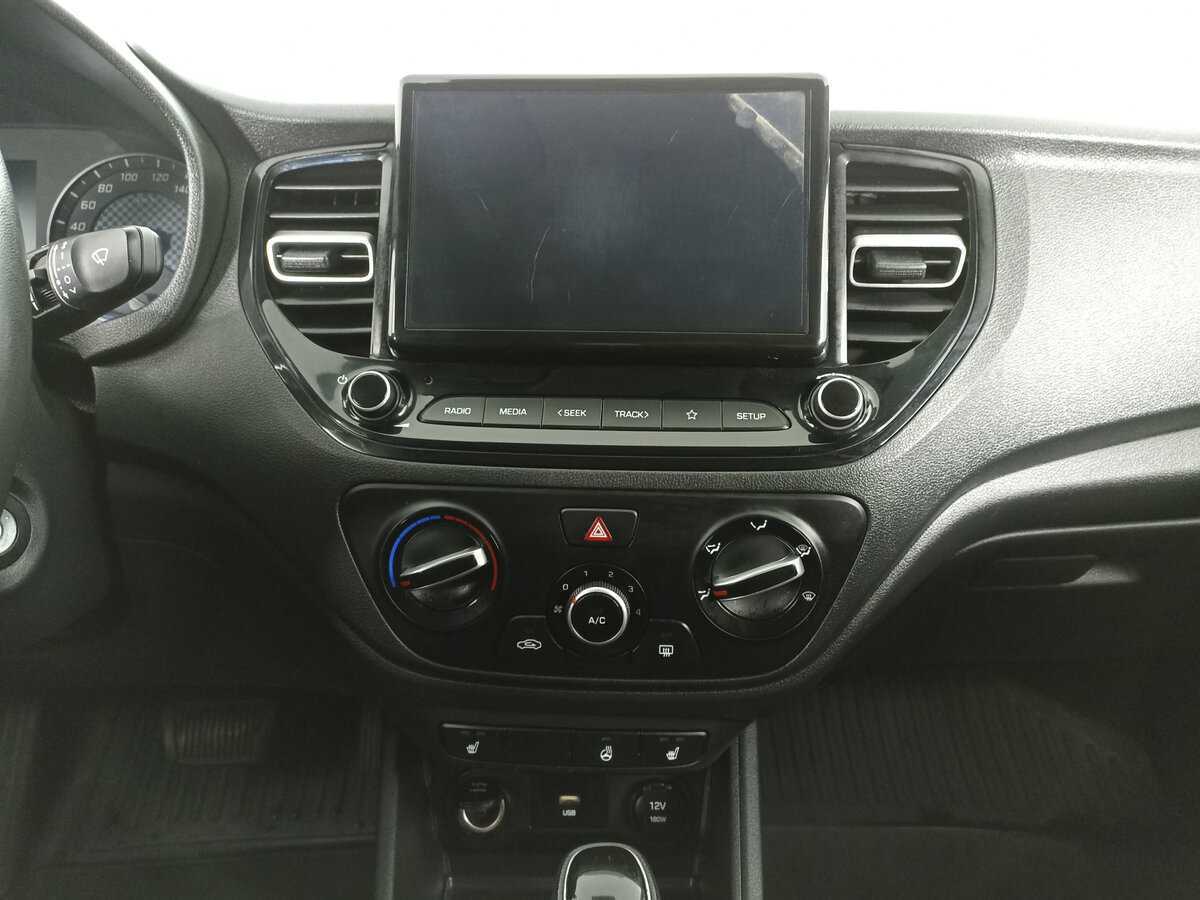 Купить Hyundai Solaris, 2021, 131 002 км, фото №15