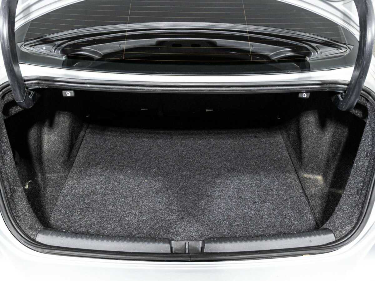 Купить Volkswagen Jetta, 2012, 230 832 км, фото №15