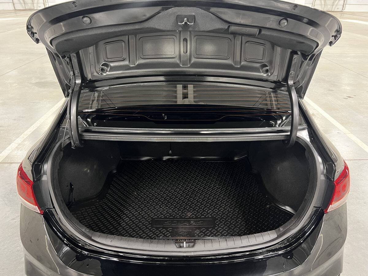 Купить Hyundai Solaris, 2017, 88 195 км, фото №10