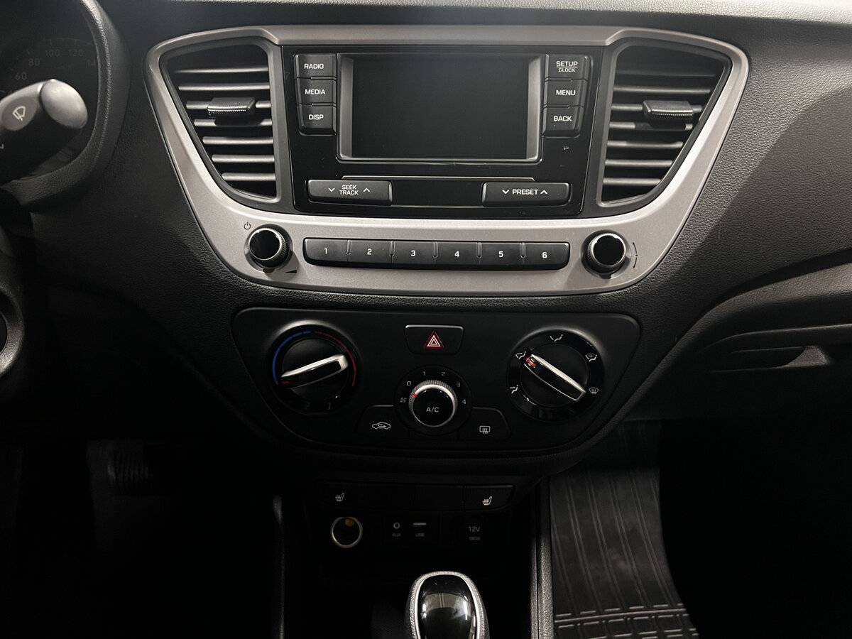 Купить Hyundai Solaris, 2017, 88 195 км, фото №15