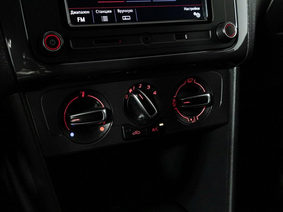 Купить Volkswagen Polo, 2018, 136 113 км, фото №17