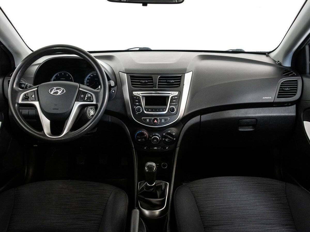 Купить Hyundai Solaris, 2015, 130 000 км, фото №8